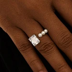 Серебряное кольцо SICILIA с жемчугом и крупным белым фианитом